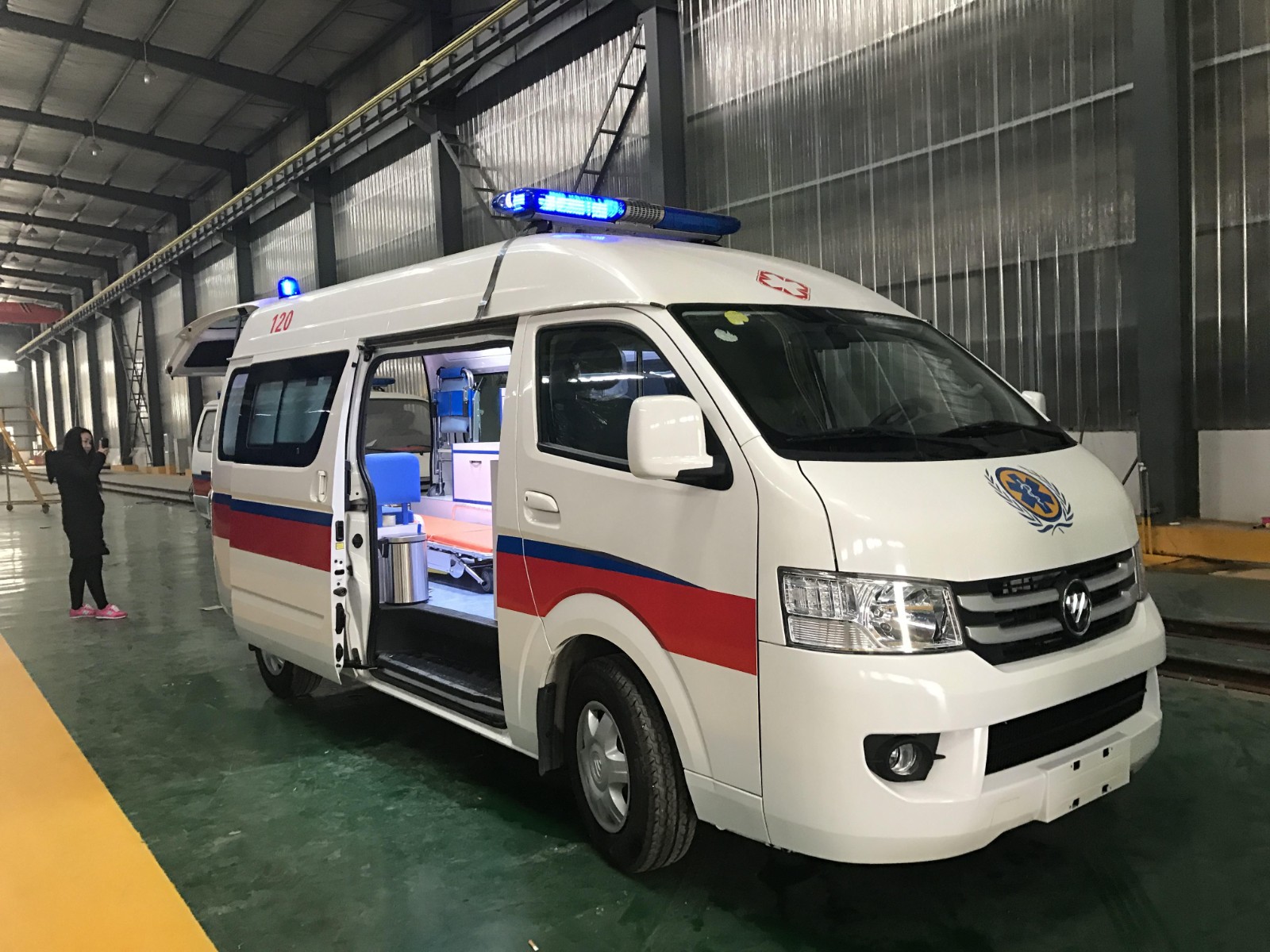交口县救护车转院